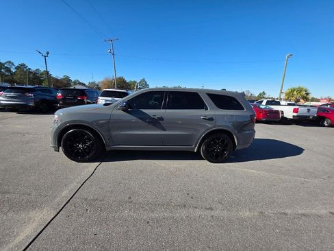 Used 2019 Dodge Durango SXT image 2