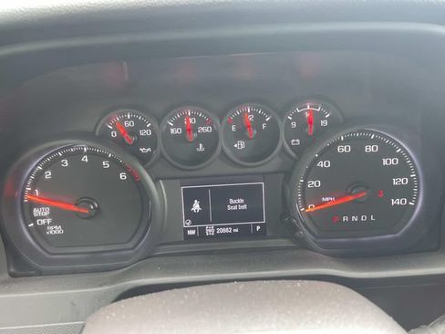 Used 2025 Chevrolet Silverado 1500 Custom Trail Boss AWD/4WD image 21