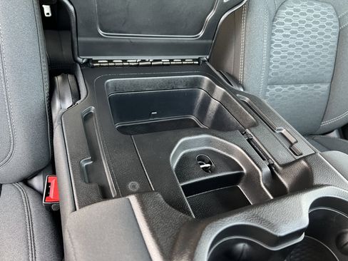 Used 2025 RAM 1500 Big Horn image 23