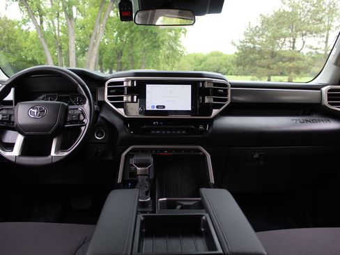 Used 2024 Toyota Tundra SR5 AWD/4WD image 11