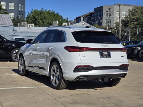 New 2025 Audi Q5 Prestige image 11