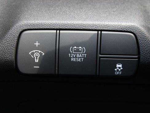 New 2025 Hyundai Elantra Blue image 28