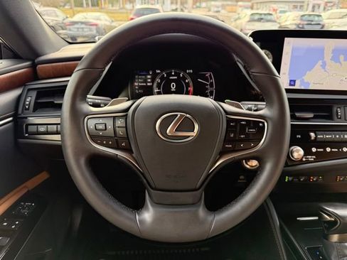 Used 2024 Lexus ES 350 w/ Premium Package image 37