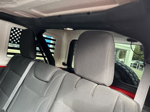 Used 2020 Jeep Wrangler Unlimited Sport image 24