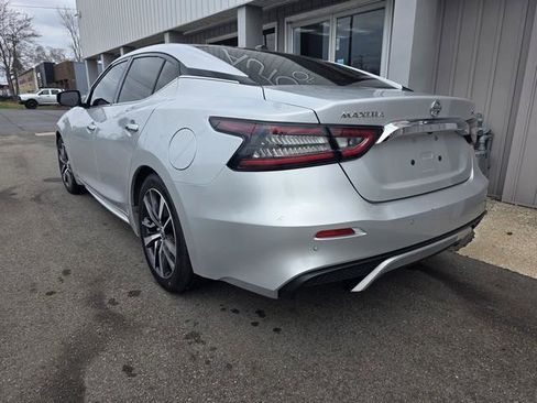 Used 2020 Nissan Maxima 3.5 SL w/ Floor Mat Group image 3