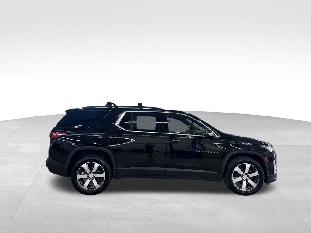 Used 2023 Chevrolet Traverse LT w/ LT Premium Package AWD/4WD image 30
