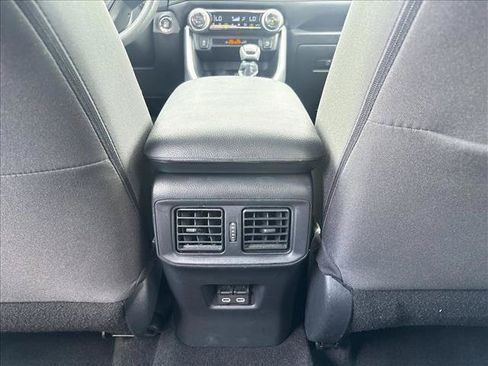 Certified 2025 Toyota RAV4 XLE FWD image 22