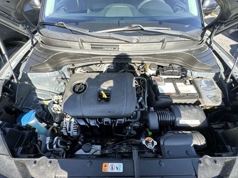 Used 2022 Kia Soul LX w/ Technology Package image 25