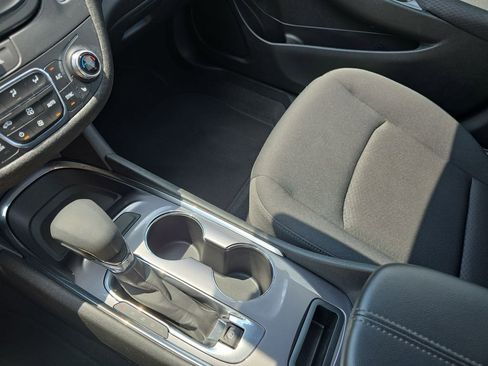 Used 2023 Chevrolet Malibu LT FWD image 26