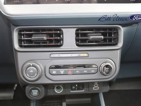 New 2025 Ford Maverick Lariat w/ Black Appearance Package image 14