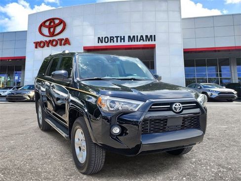 Used 2023 Toyota 4Runner SR5 image 1