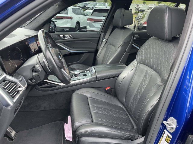 Used 2023 BMW X7 M60i w/ Executive Package AWD/4WD image 18