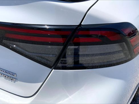 Used 2025 Honda Accord Sport image 30