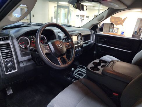 Used 2017 RAM 2500 Tradesman w/ Chrome Appearance Group image 16