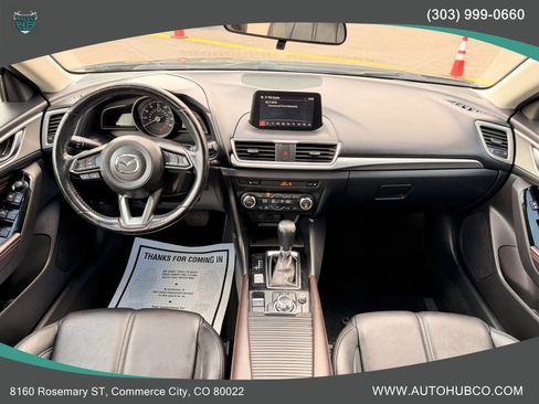 Used 2017 MAZDA MAZDA3 Touring FWD image 11
