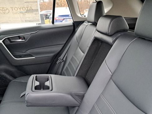 New 2025 Toyota RAV4 XLE Premium image 15