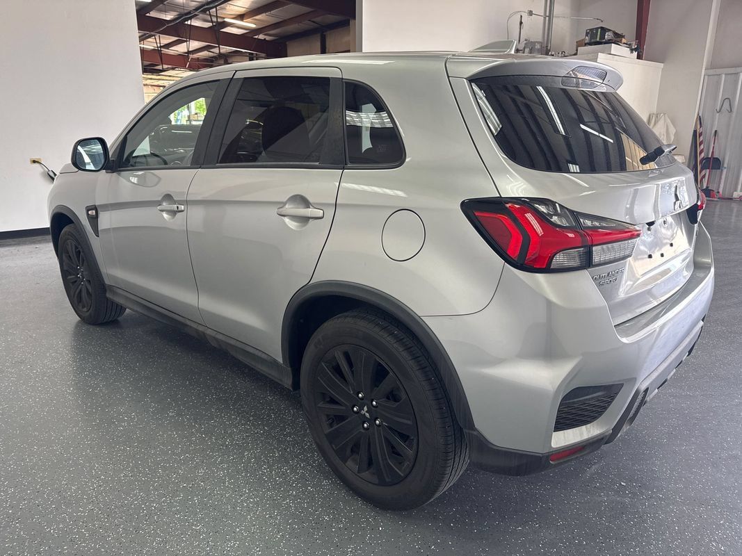 Used 2022 Mitsubishi Outlander Sport LE FWD image 6