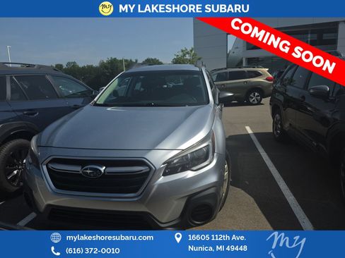 Used 2018 Subaru Outback 2.5i AWD/4WD image 2