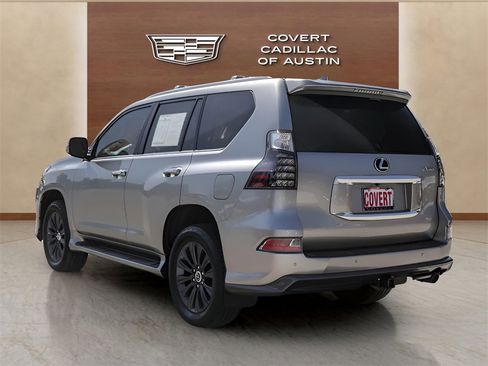 Used 2023 Lexus GX 460 Premium image 3