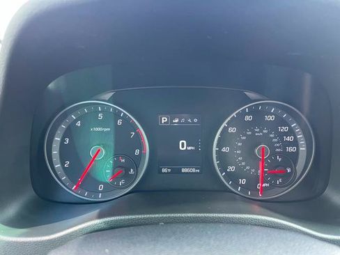 Used 2018 Hyundai Elantra Sport FWD image 10