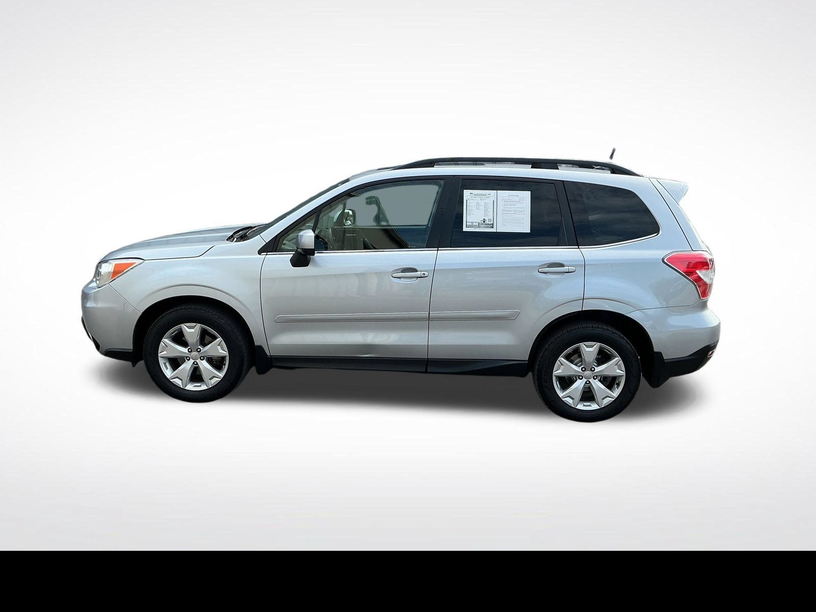 Used 2015 Subaru Forester 2.5i Limited AWD/4WD image 2
