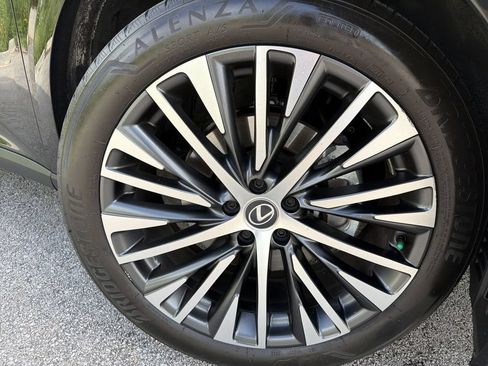 Used 2023 Lexus RX 350 Premium Plus w/ Cold Area Package AWD/4WD image 19
