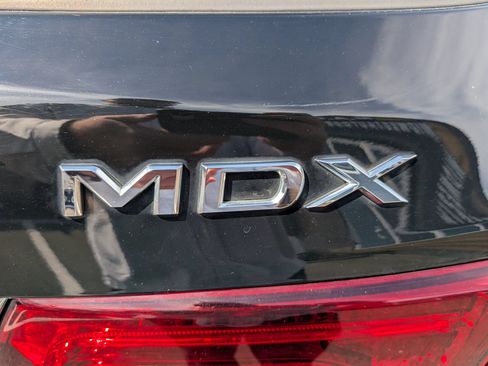 Used 2018 Acura MDX SH-AWD image 15