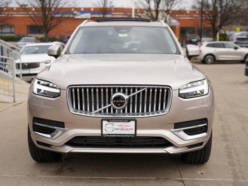 New 2025 Volvo XC90 T8 Plus w/ Protection Package Premier image 4