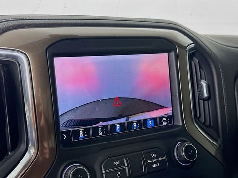 Used 2022 Chevrolet Silverado 3500 High Country AWD/4WD image 10