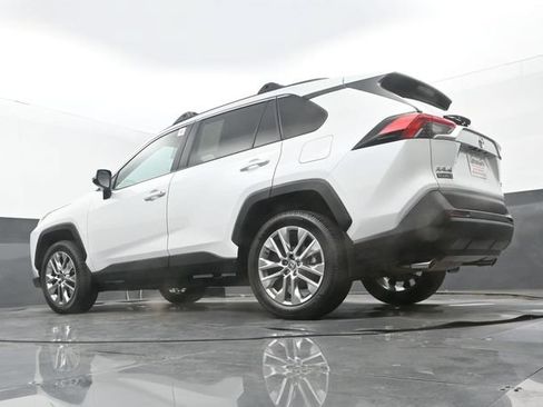 Used 2024 Toyota RAV4 XLE Premium FWD image 24