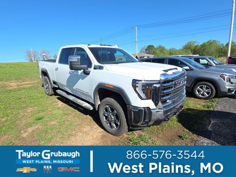 Used 2025 GMC Sierra 3500 SLT w/ SLT Convenience Package image 1