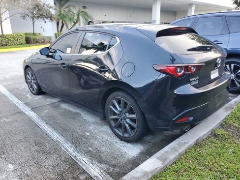 Used 2023 MAZDA MAZDA3 s FWD image 3