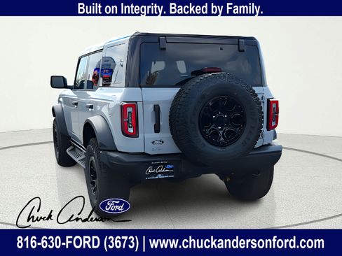 New 2026 Ford Bronco Badlands w/ Sasquatch Package AWD/4WD image 6
