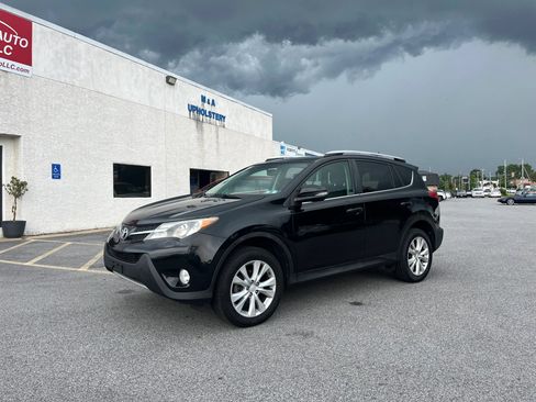 Used 2013 Toyota RAV4 Limited AWD/4WD image 28