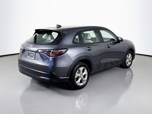 Used 2023 Honda HR-V LX image 9