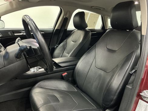 Used 2019 Ford Fusion Titanium AWD/4WD image 9