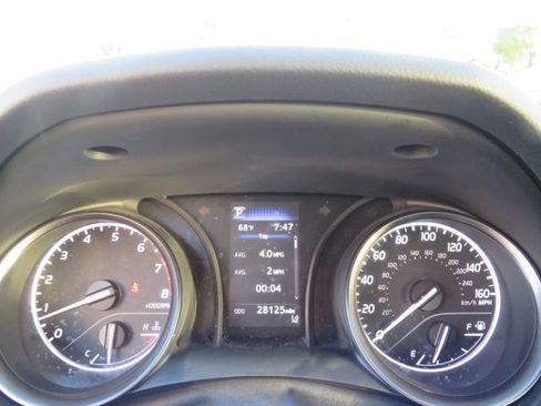 Certified 2023 Toyota Camry SE image 35