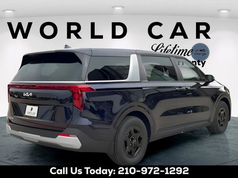 New 2026 Kia Carnival LXS image 7