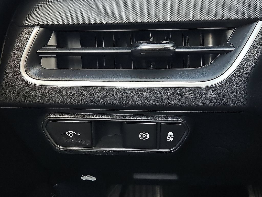 Used 2025 Kia K4 FWD image 22