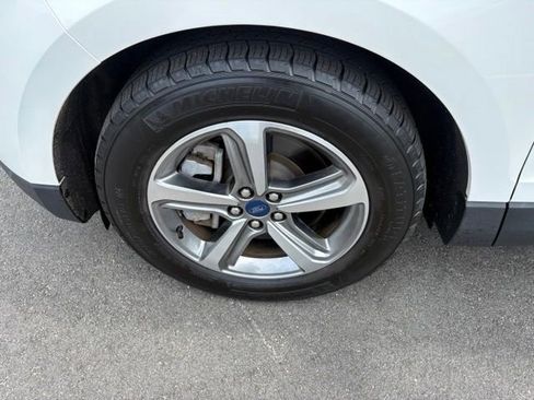 Used 2021 Ford Edge SEL w/ Convenience Package AWD/4WD image 12