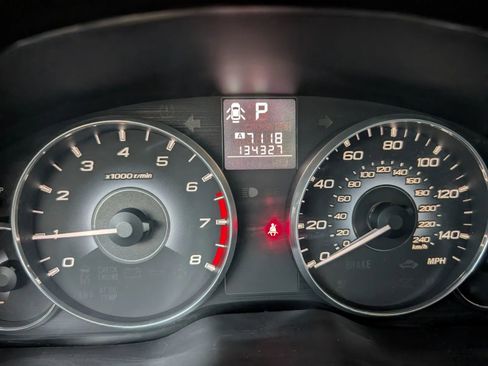 Used 2012 Subaru Outback 2.5i Limited w/ Moonroof Pkg image 6