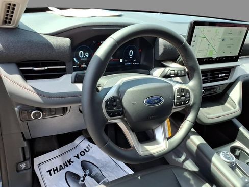 New 2026 Ford Explorer Active w/ Active Comfort Package AWD/4WD image 21