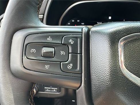 Used 2022 GMC Yukon AT4 w/ Max Trailering Package image 8