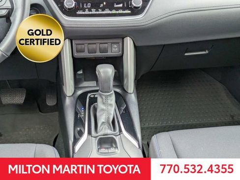 Used 2024 Toyota Corolla Cross SE image 19