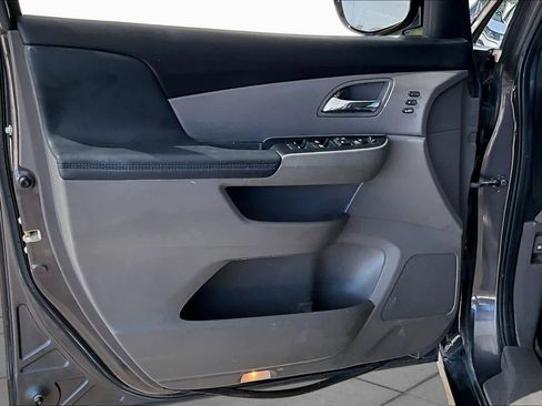 Used 2015 Honda Odyssey Touring image 22