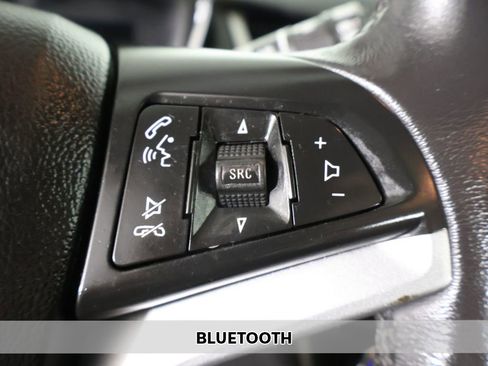 Used 2022 Chevrolet Trax LT w/ Driver Confidence Package AWD/4WD image 4
