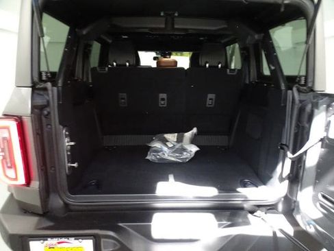 Used 2024 Ford Bronco Outer Banks AWD/4WD image 23