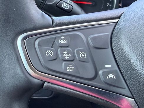 Used 2024 Chevrolet Equinox LT image 23