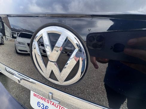 Used 2019 Volkswagen Atlas SE image 28