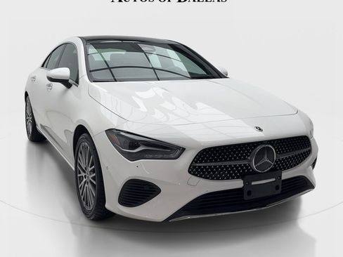 Used 2025 Mercedes-Benz CLA 250 4MATIC image 2